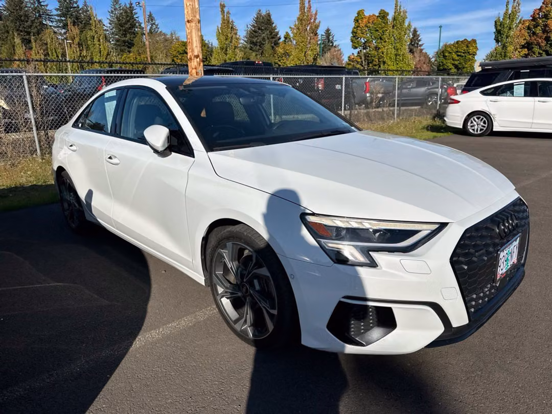 2022 Audi A3 40 Premium Plus - Image 3