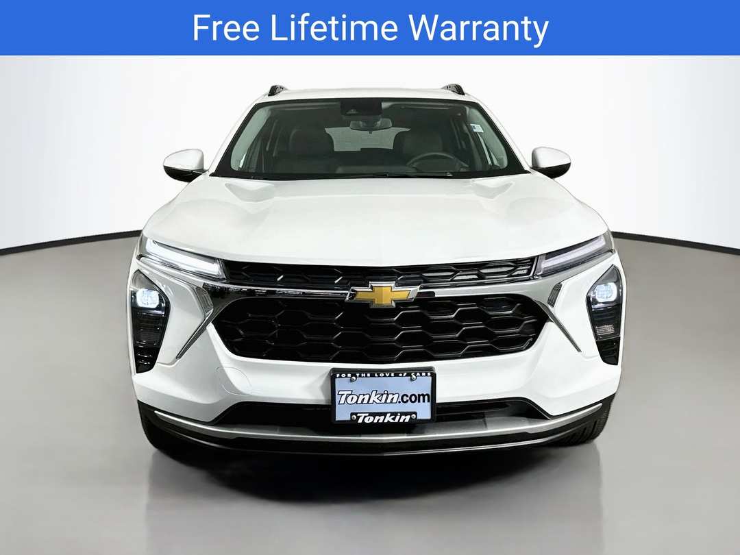 2026 Chevrolet Trax LT - Image 2