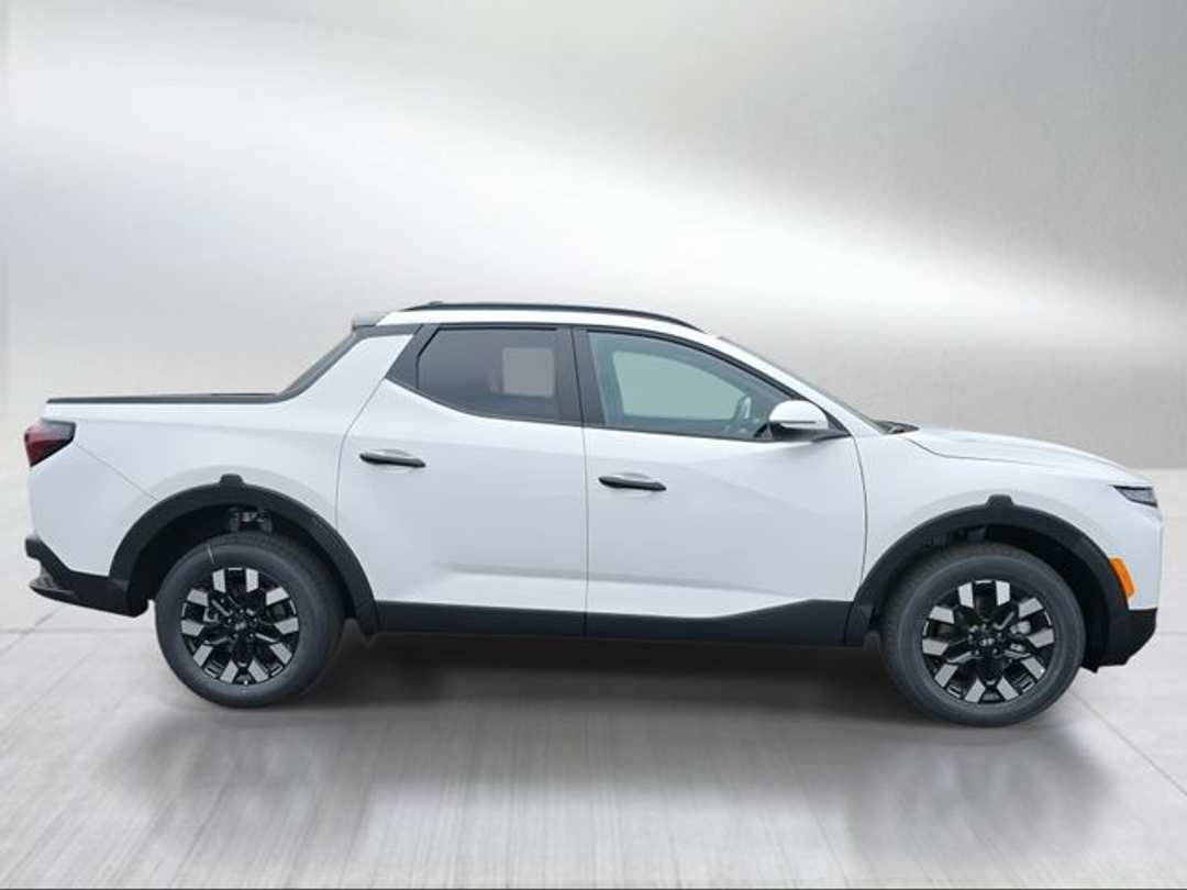 2026 Hyundai Santa Cruz SEL - Image 2