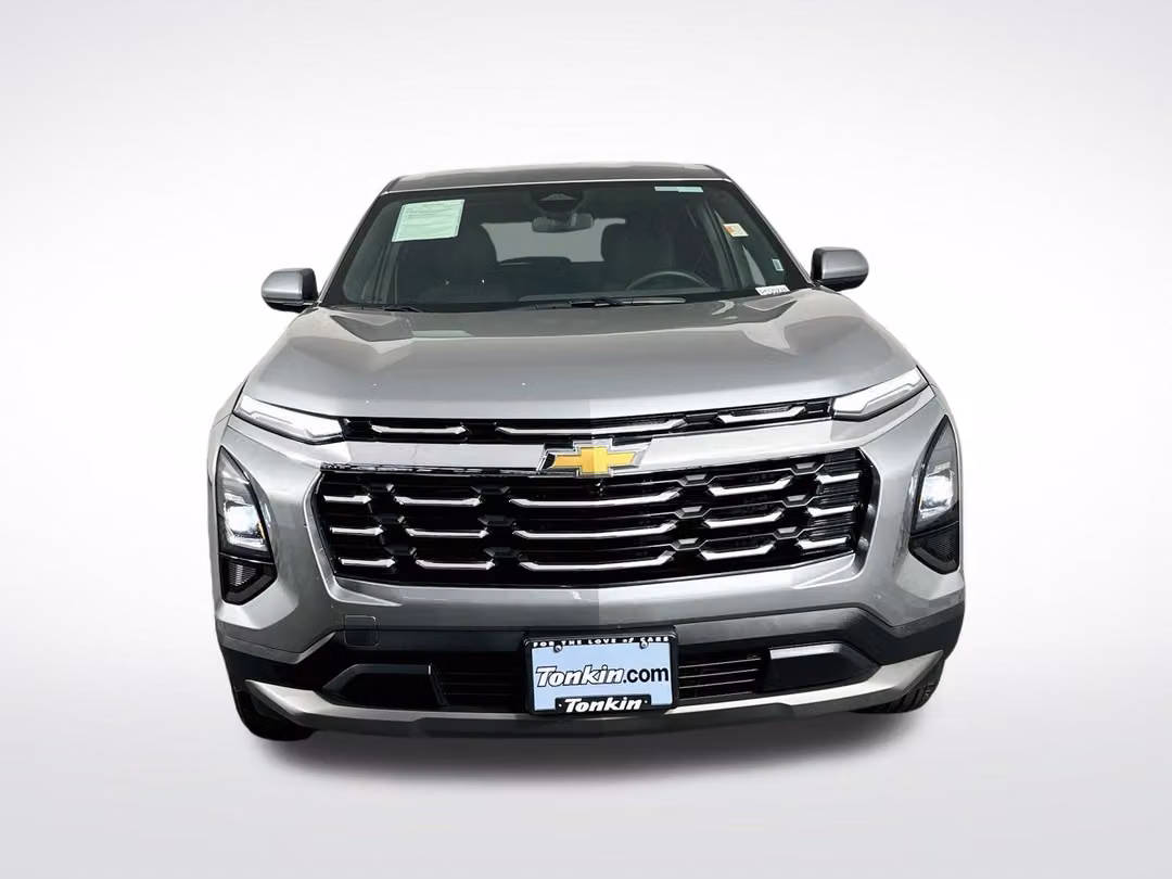 2025 Chevrolet Equinox LT - Image 2