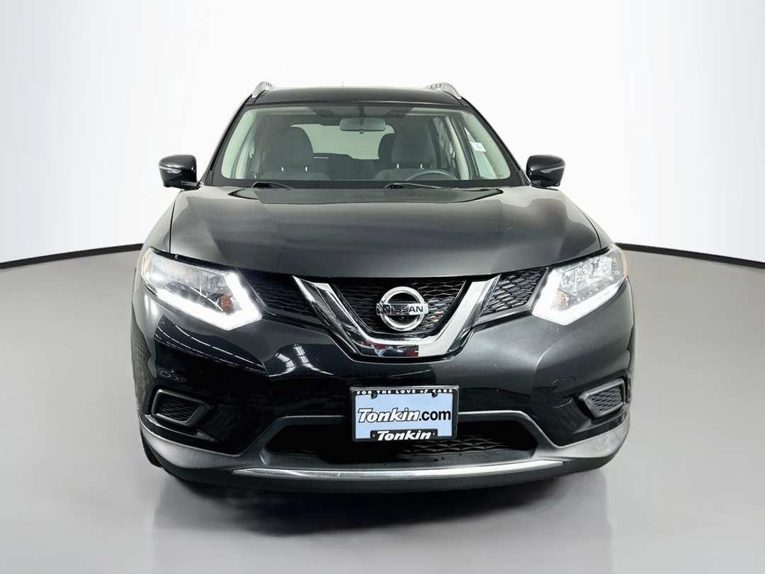 2016 Nissan Rogue SV - Image 3