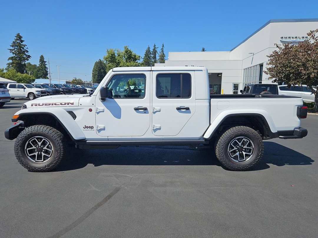 2026 Jeep Gladiator Rubicon - Image 3