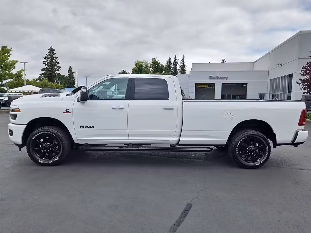 2026 Ram 3500 Laramie - Image 3