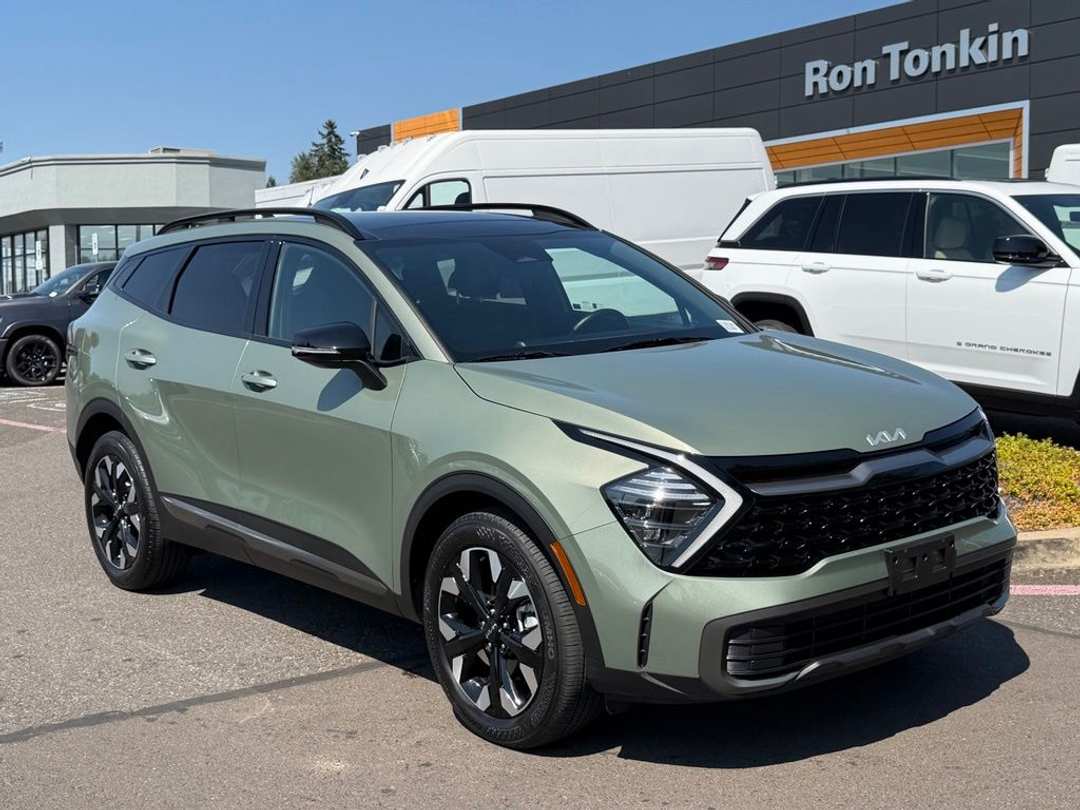 2024 Kia Sportage XLine - Image 2
