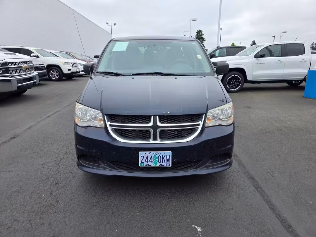 2016 Dodge Grand Caravan AVP - Image 3