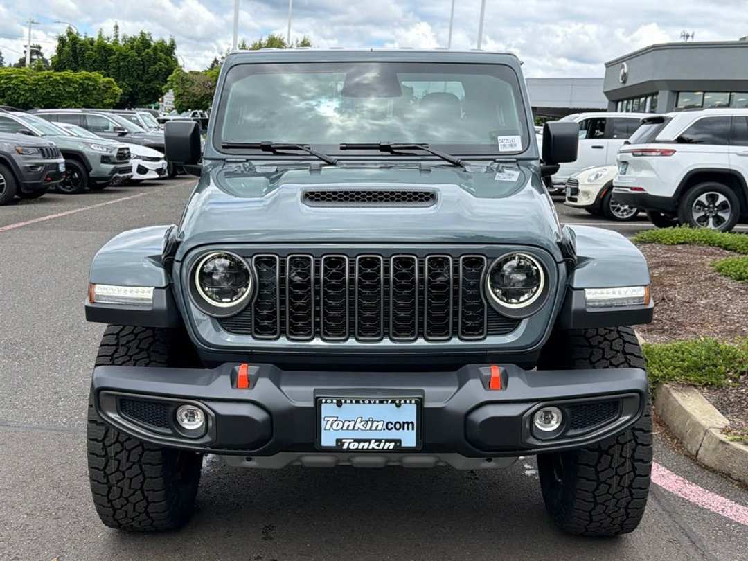2026 Jeep Gladiator Mojave - Image 3