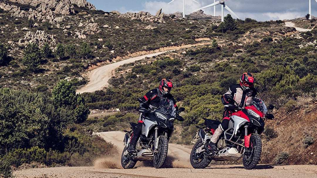 2021 Ducati Multistrada V4 S Travel & Radar Spoked Wheel - Image 3
