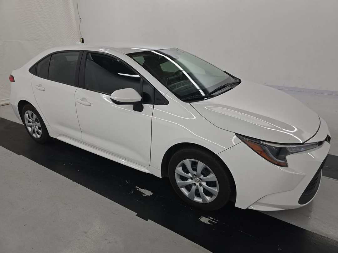 2020 Toyota Corolla LE - Image 2