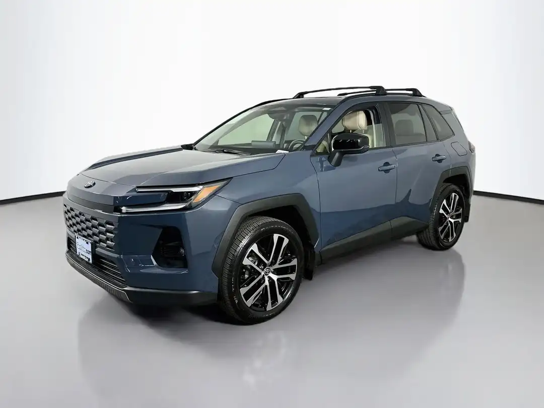 2026 Toyota Rav4 Limited - Image 3