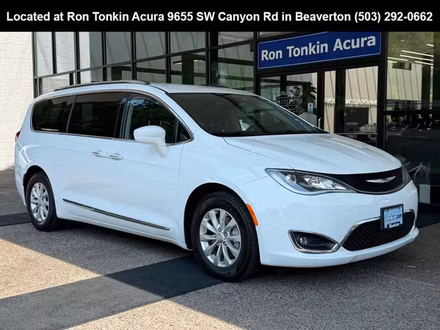 2019 Chrysler Pacifica Touring L