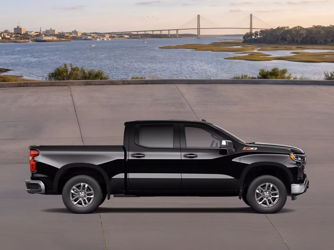 2026 Chevrolet Silverado 1500 LT - Image 3