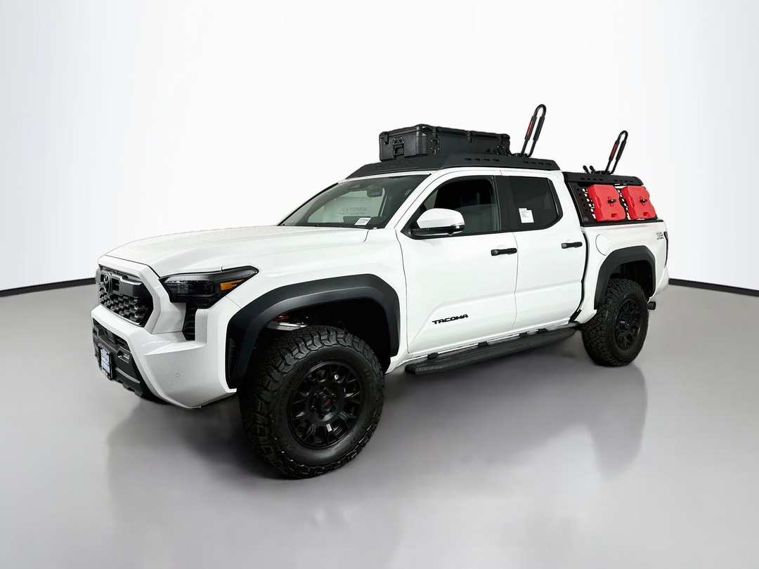 2025 Toyota Tacoma TRD OffRoad - Image 3