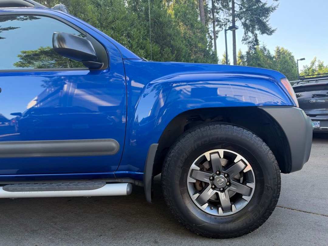 2015 Nissan Xterra PRO4X - Image 3
