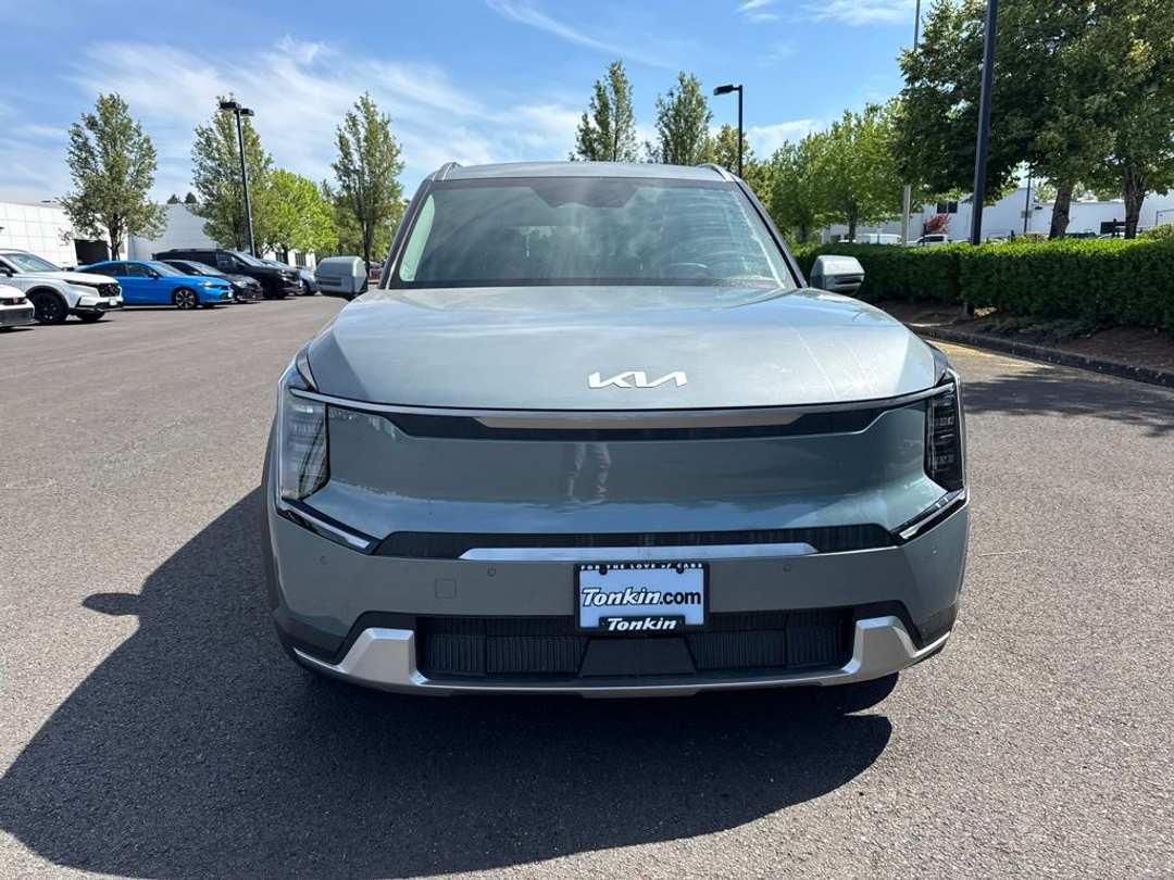 2024 Kia Ev9 Wind - Image 2