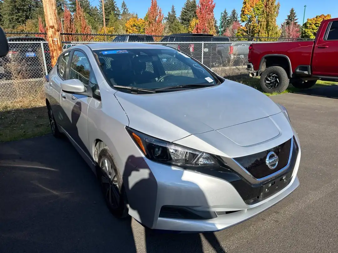 2022 Nissan LEAF S Plus - Image 3