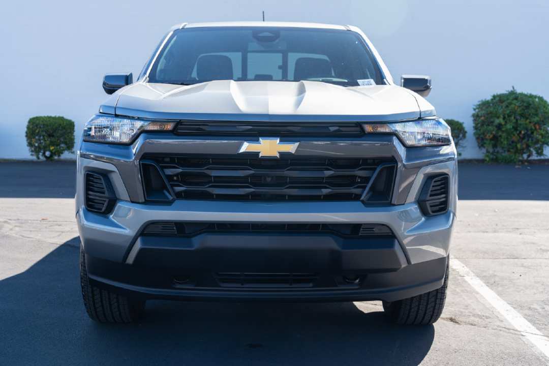 2026 Chevrolet Colorado LT - Image 2