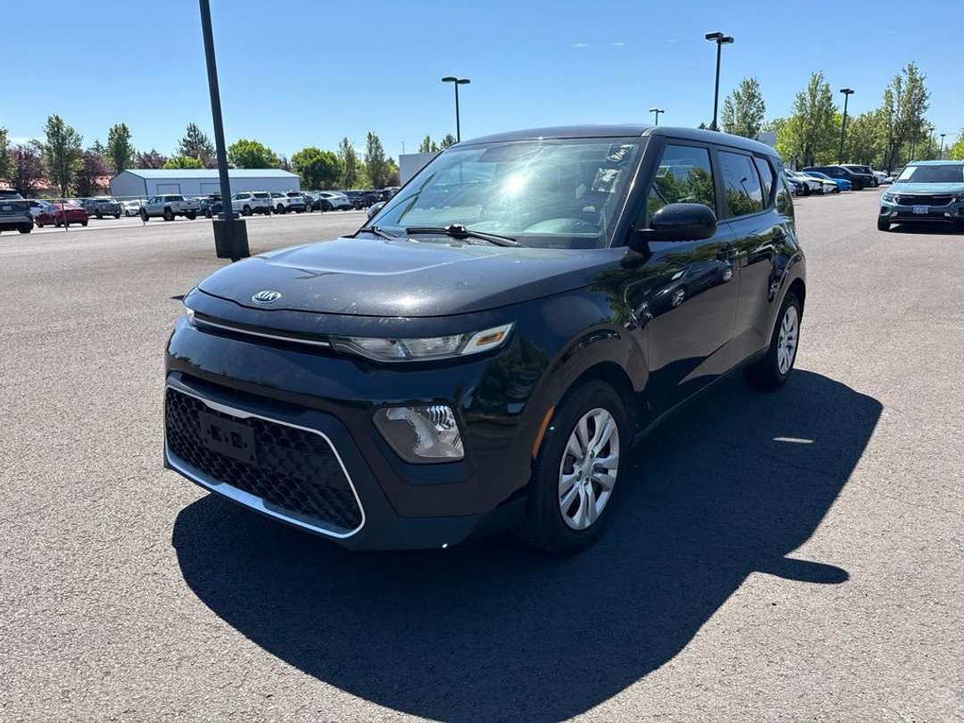 2021 Kia Soul LX - Image 2