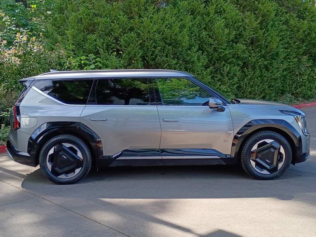 2024 Kia Ev9 Land - Image 3