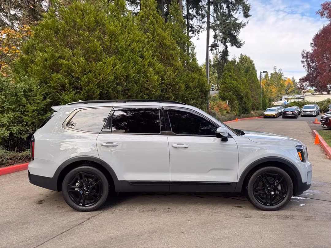 2024 Kia Telluride SXPrestige XLine - Image 3