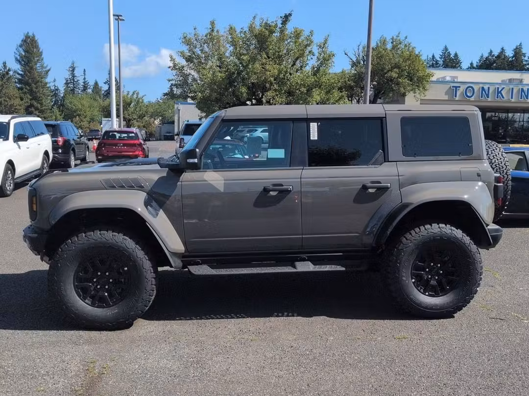 2026 Ford Bronco Raptor - Image 2