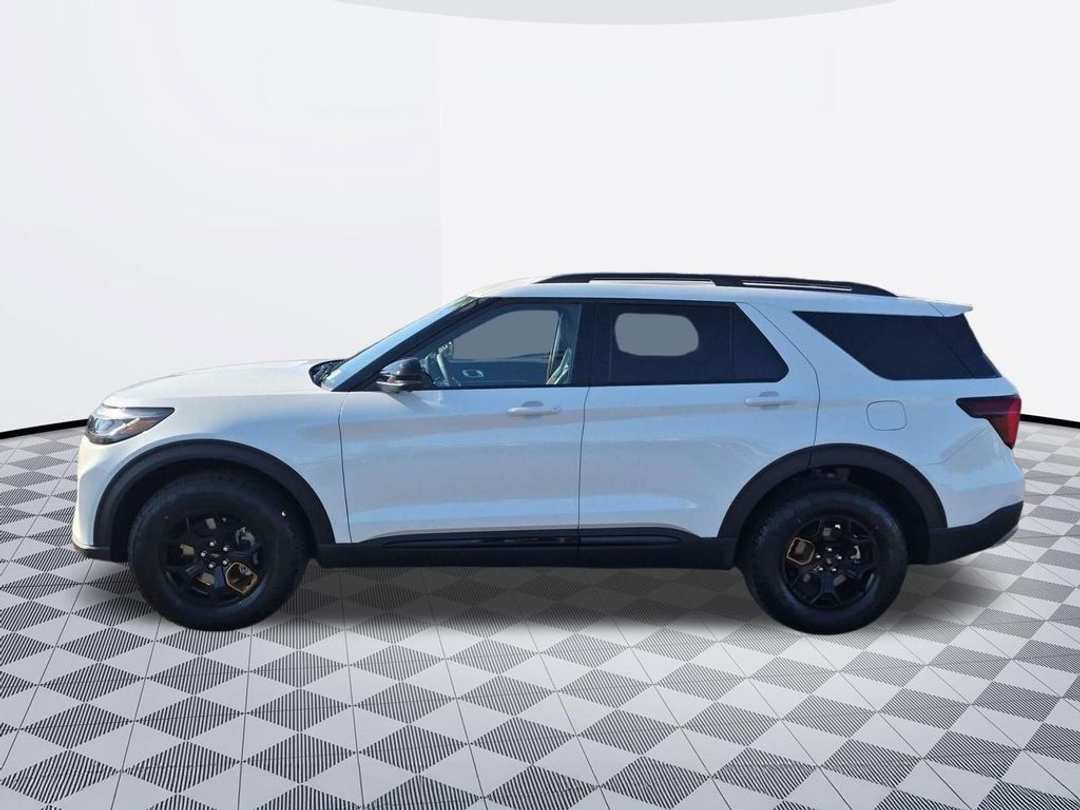 2026 Ford Explorer Tremor - Image 3