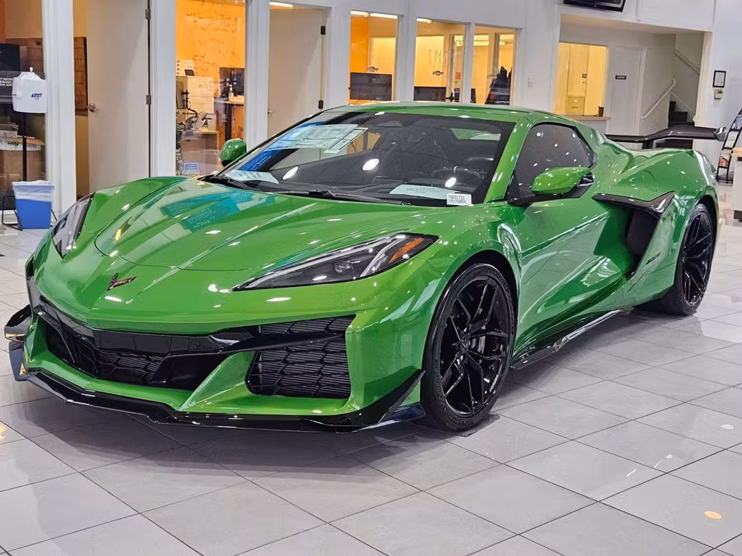 2026 Chevrolet Corvette Z06 - Image 2