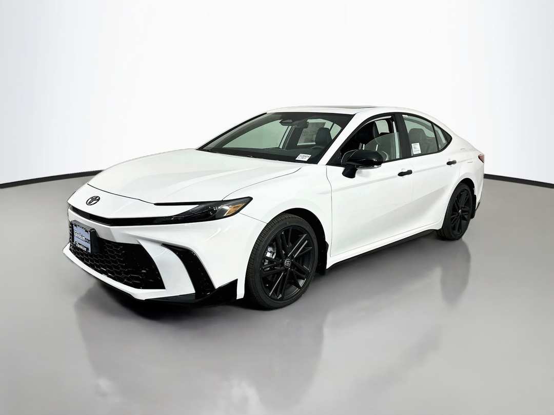 2026 Toyota Camry SE Nightshade - Image 3