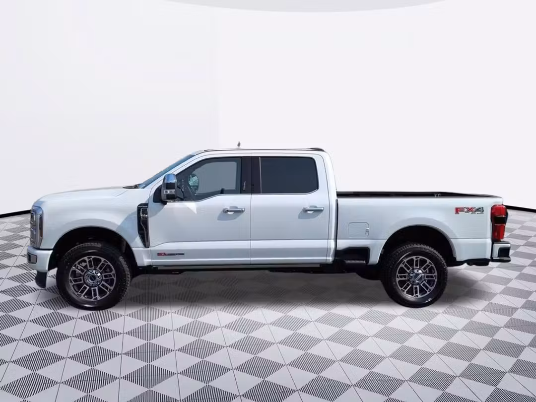 2026 Ford F-350Sd Platinum - Image 2