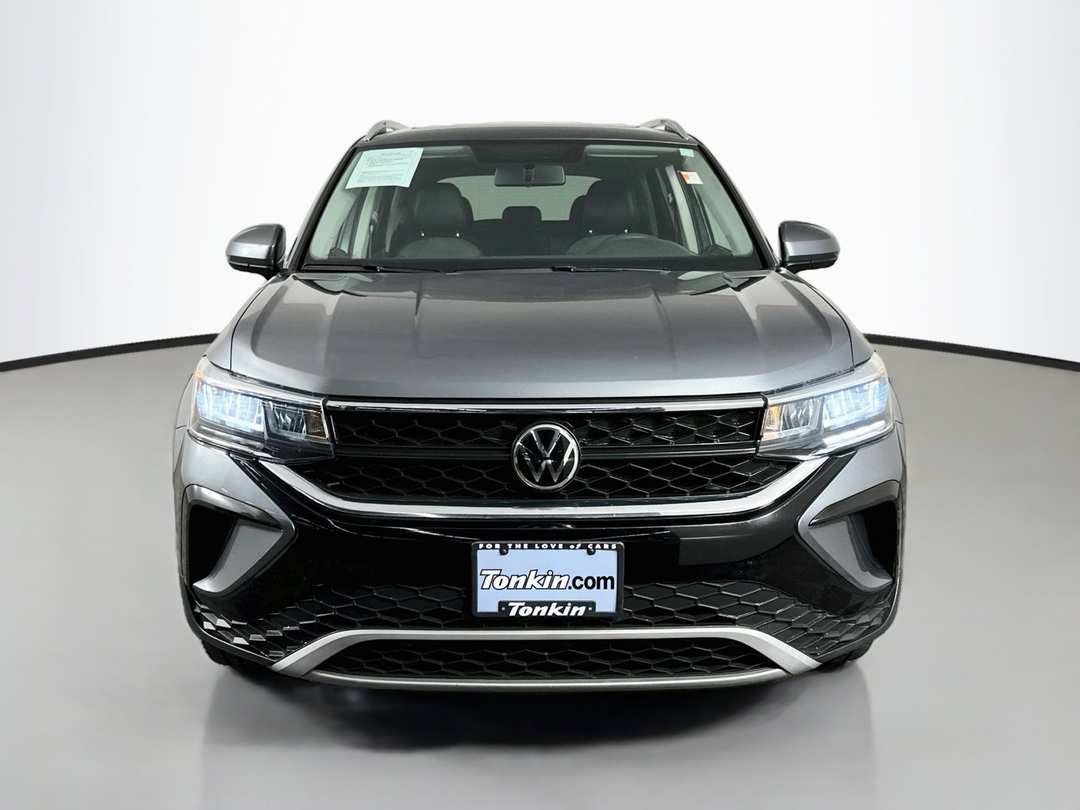 2022 Volkswagen Taos 1.5T SE - Image 2