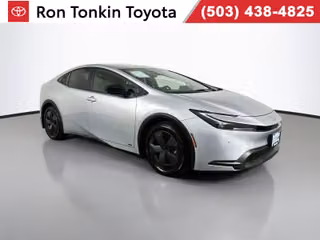 2025 Toyota Prius LE