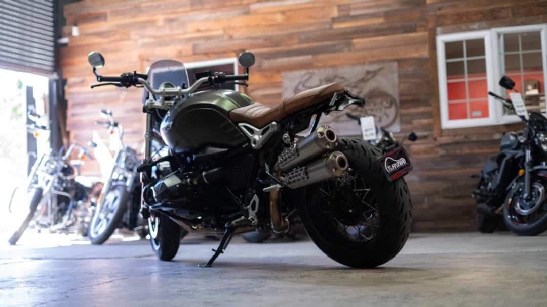 2023 BMW R9T Scrambler - Image 2