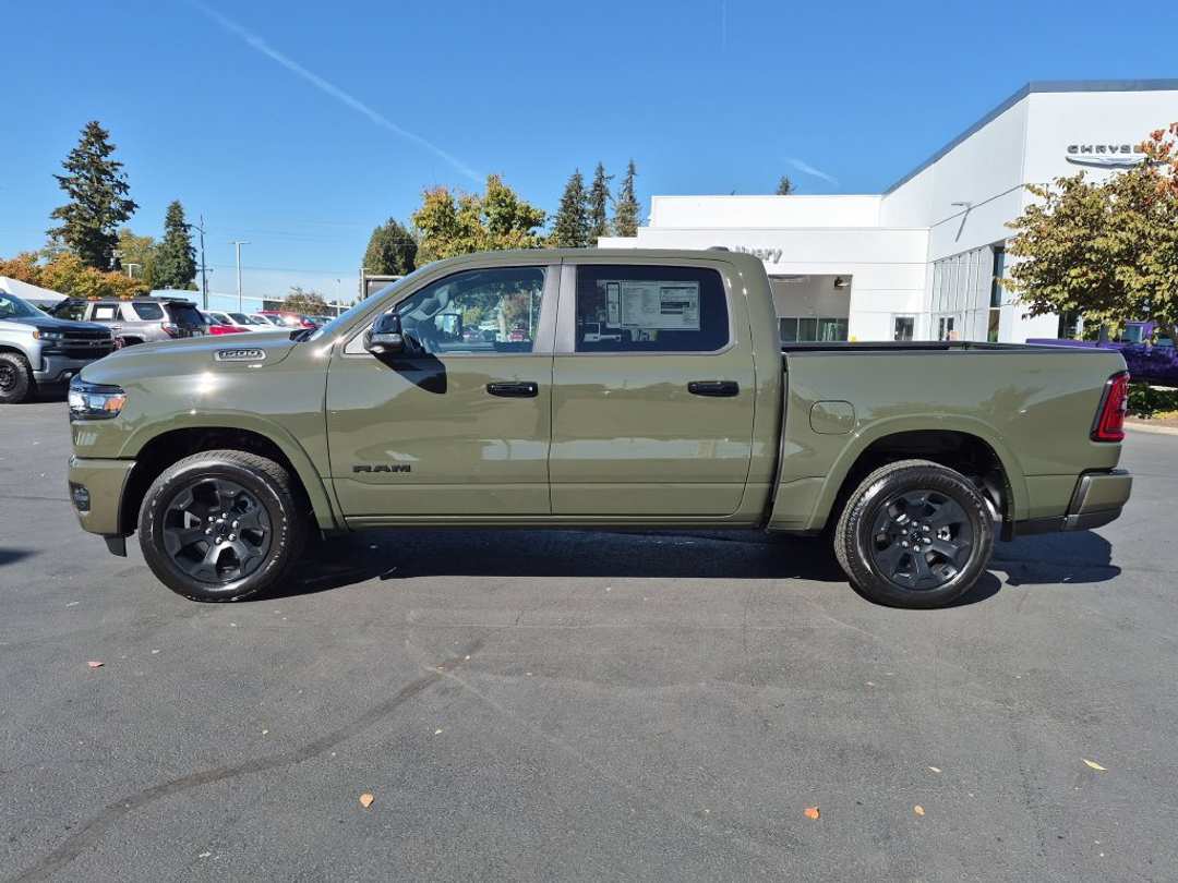 2027 Ram 1500 Big Horn/Lone Star - Image 3