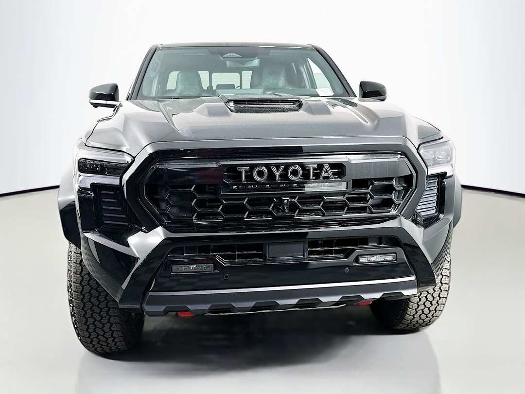 2026 Toyota Tacoma Hybrid TRD Pro - Image 2