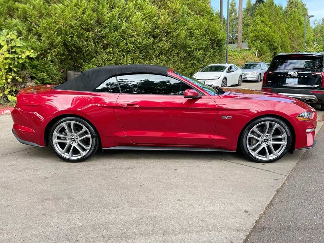 2020 Ford Mustang GT Premium - Image 3