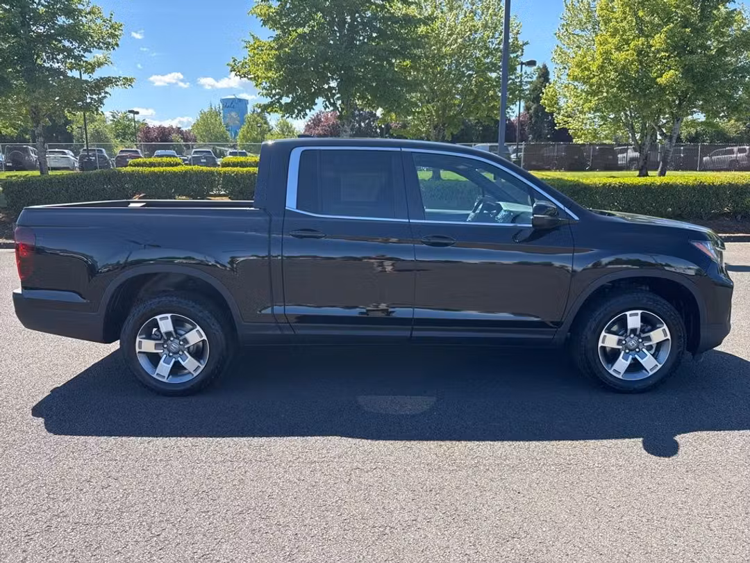2026 Honda Ridgeline RTL - Image 2