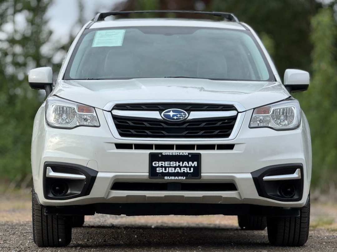 2017 Subaru Forester 2.5i Premium - Image 2