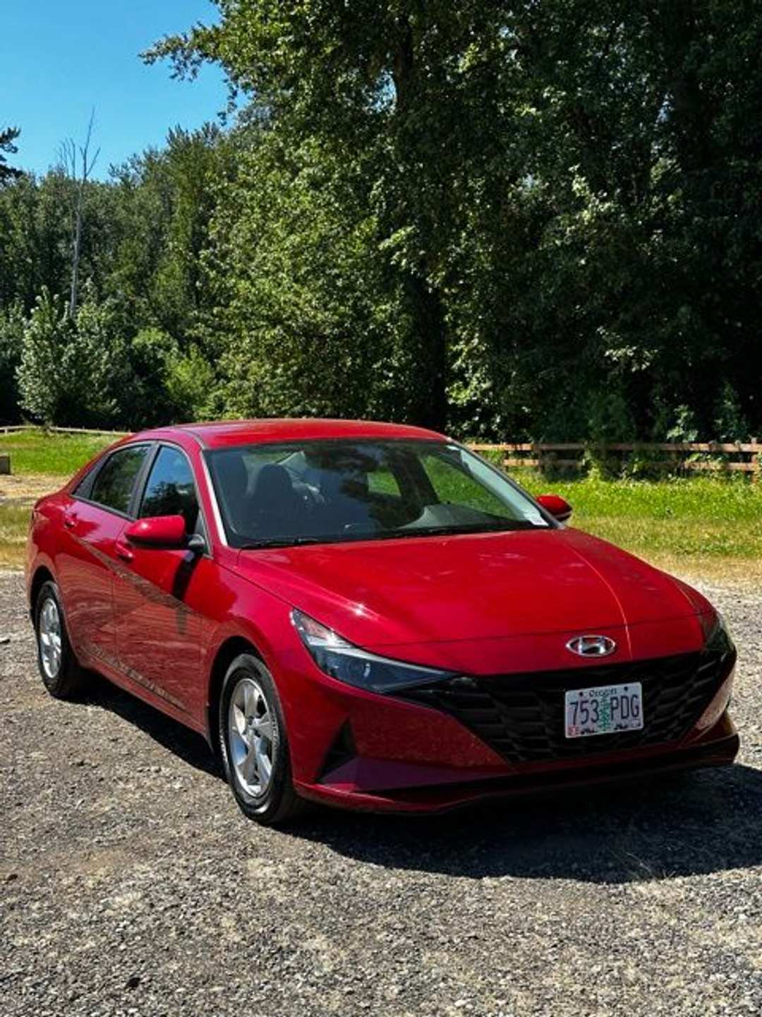 2023 Hyundai Elantra SE - Image 2