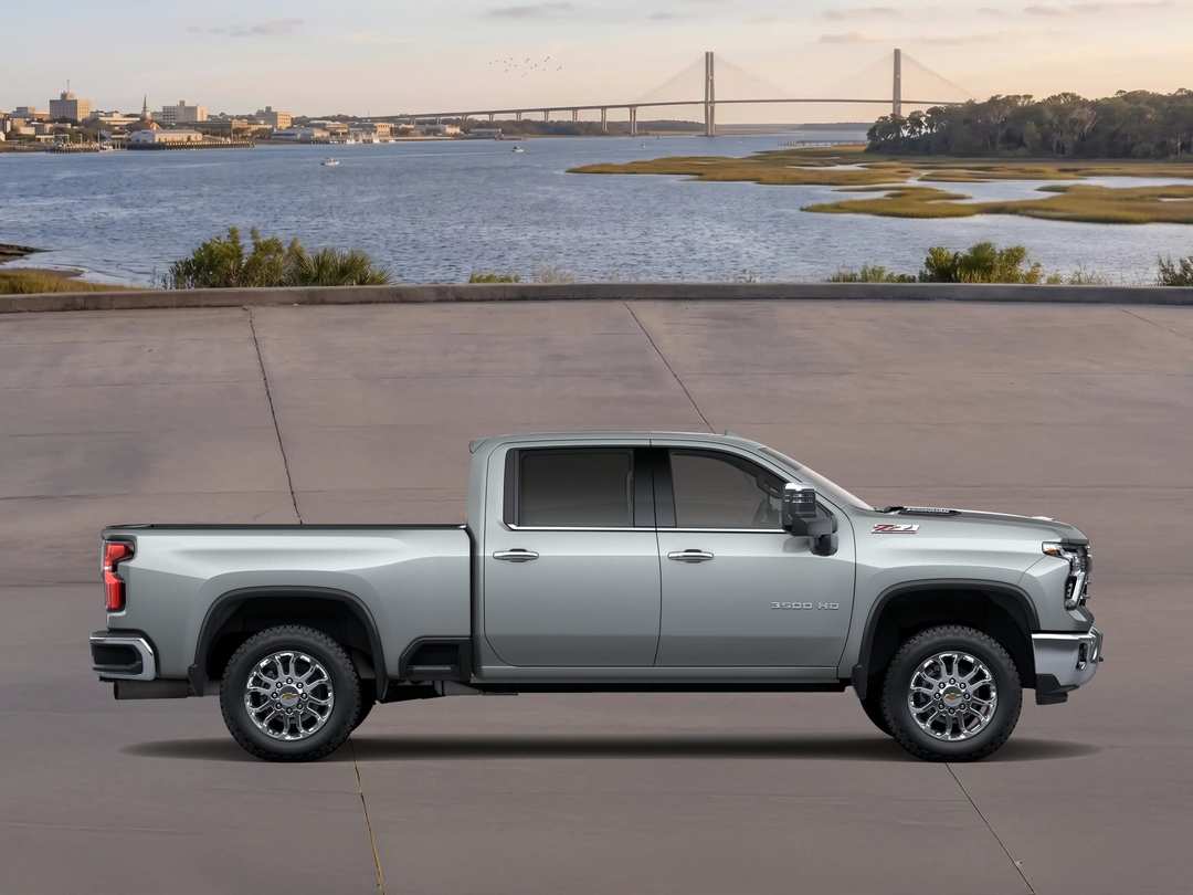 2026 Chevrolet Silverado 3500Hd LTZ - Image 3