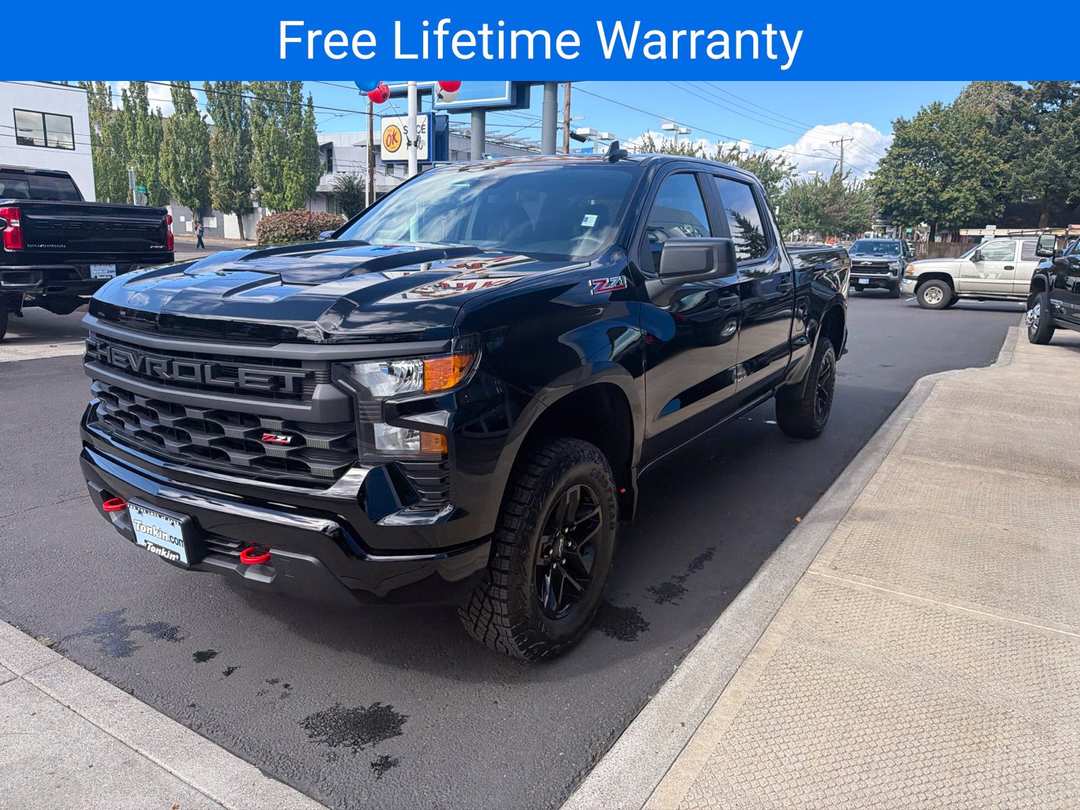 2026 Chevrolet Silverado 1500 Custom Trail Boss - Image 2