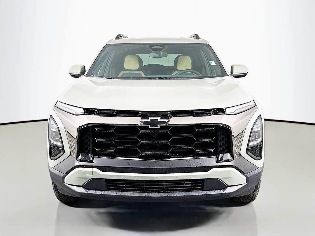 2026 Chevrolet Equinox ACTIV - Image 2