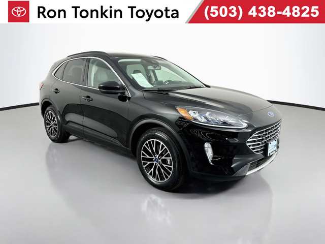 2022 Ford Escape Plug-In Hybrid Titanium