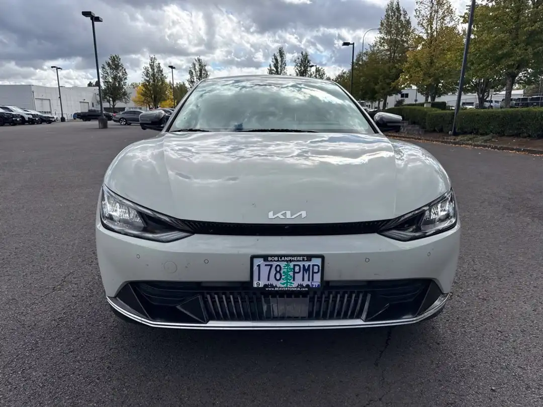 2023 Kia Ev6 Wind - Image 2