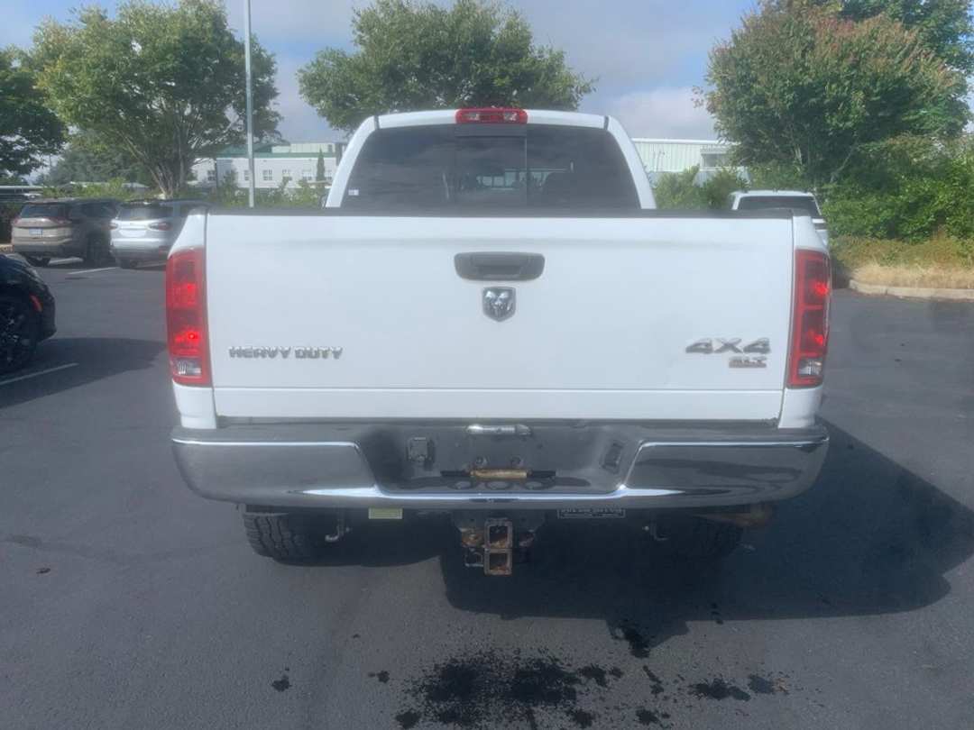 2006 Dodge Ram 2500 SLT - Image 3