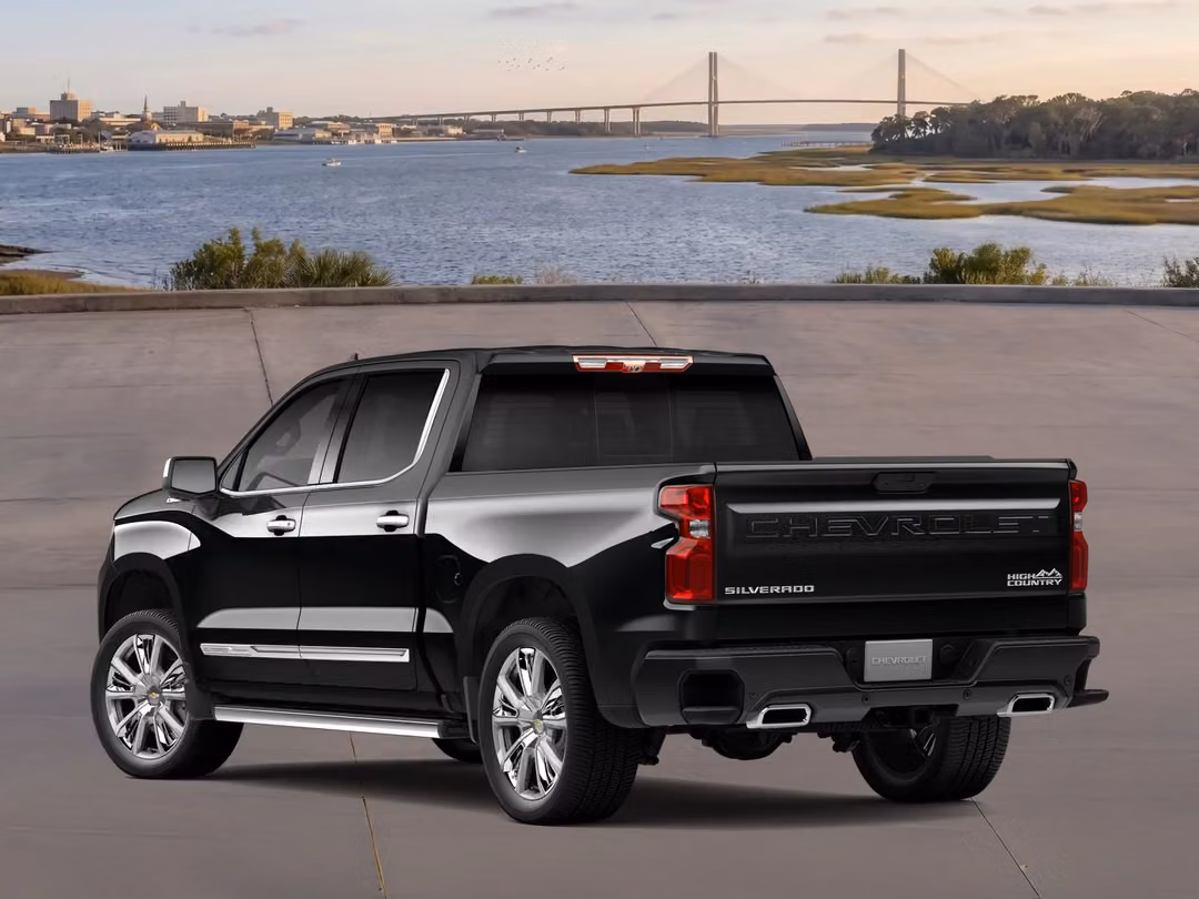 2026 Chevrolet Silverado 1500 High Country - Image 2
