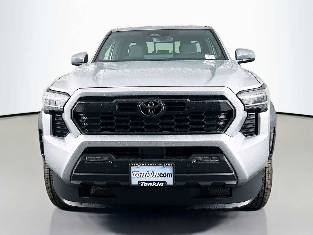 2025 Toyota Tacoma Hybrid TRD Off Road - Image 2