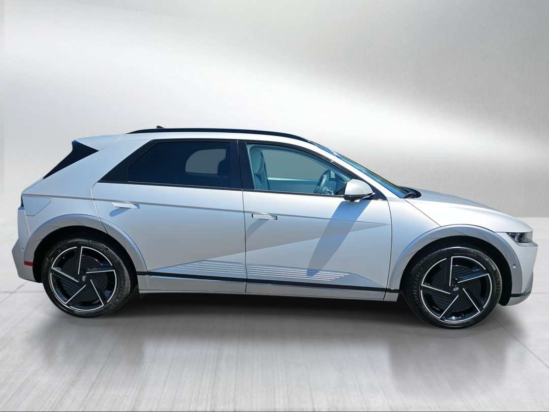 2025 Hyundai Ioniq 5 Limited - Image 2