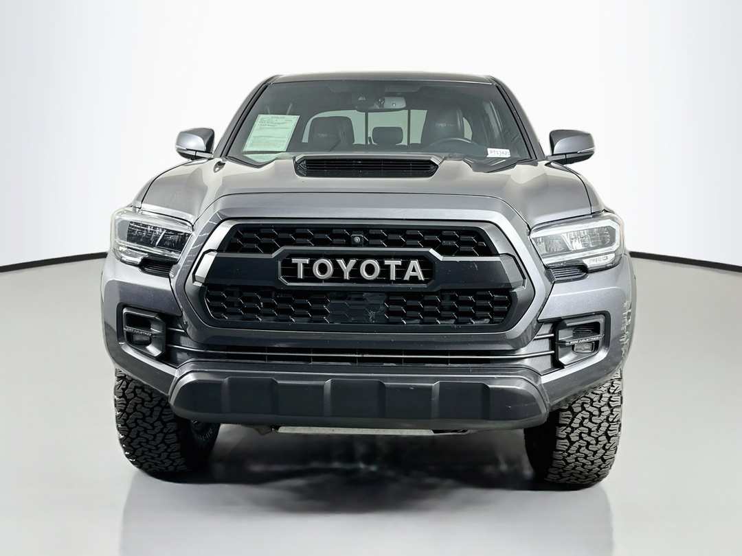 2023 Toyota Tacoma TRD Pro - Image 2