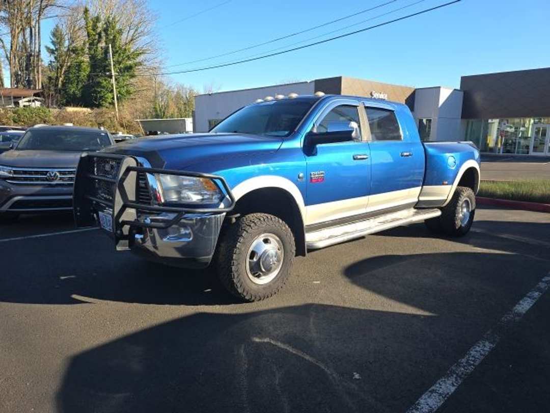 2010 Ram 3500 Laramie - Image 3