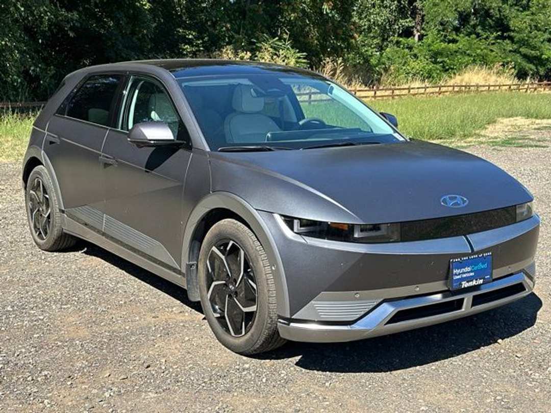 2023 Hyundai Ioniq 5 Limited - Image 2