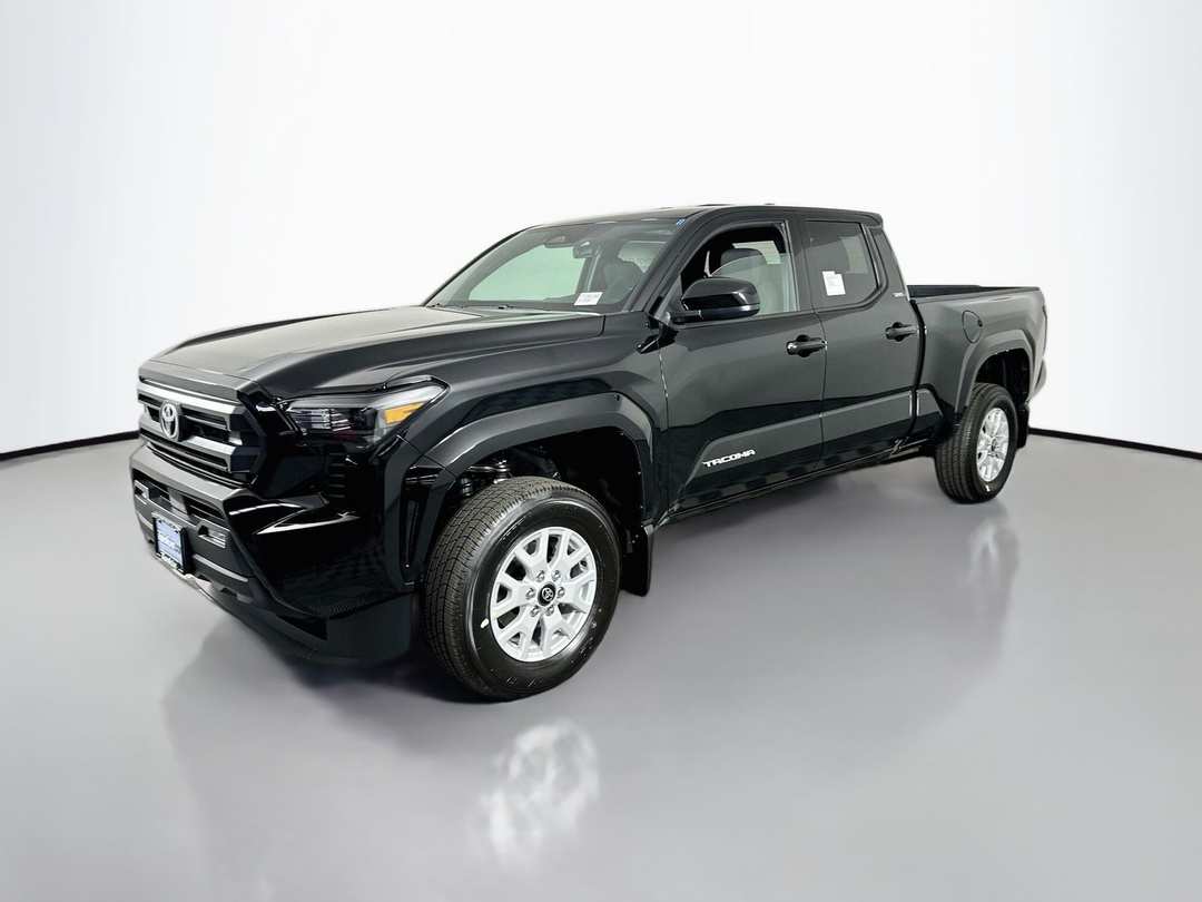 2026 Toyota Tacoma SR5 - Image 3
